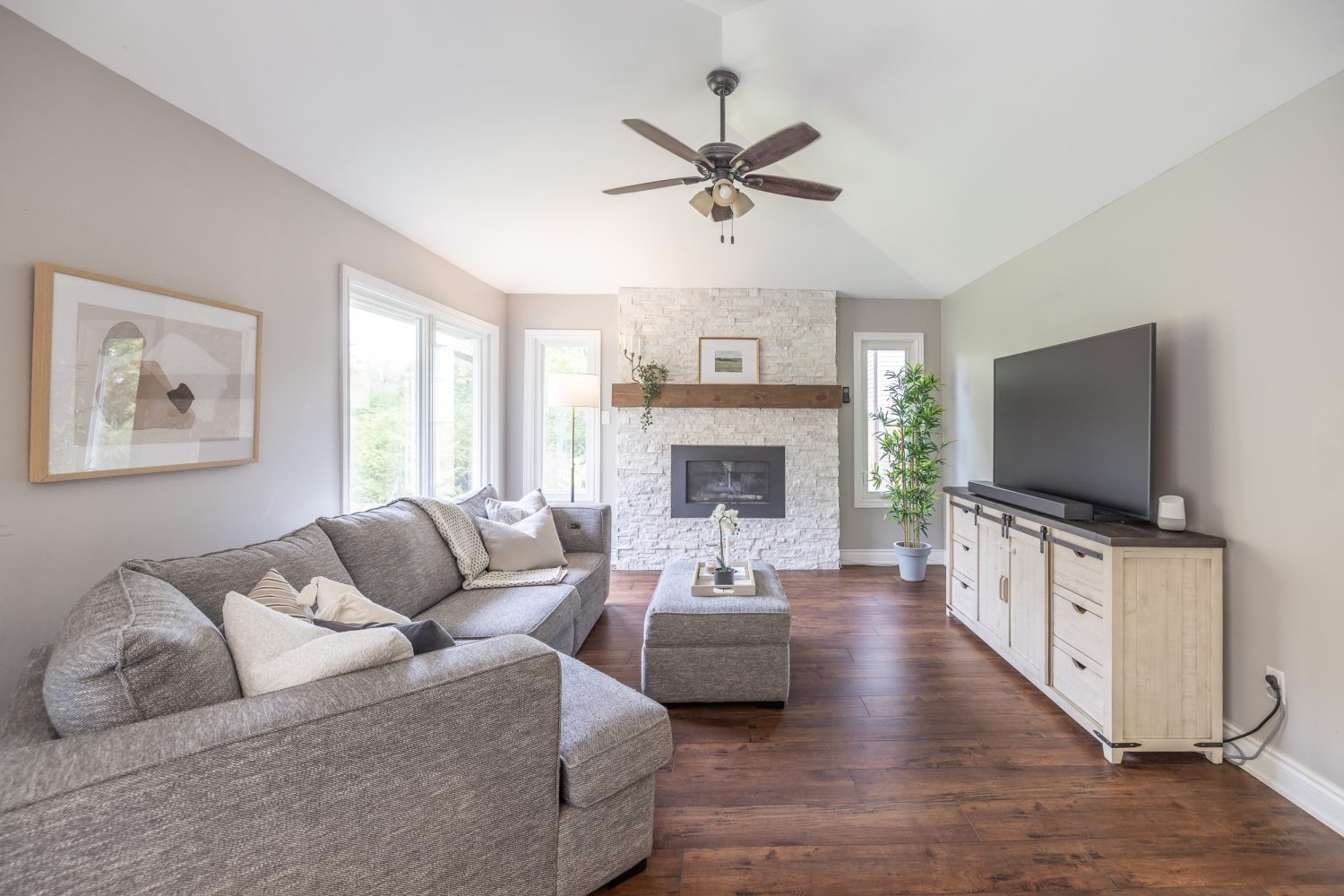 Guelph Real Estate Cinematic Videos
